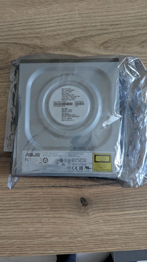 Оптичний привід DVD Asus дисковод