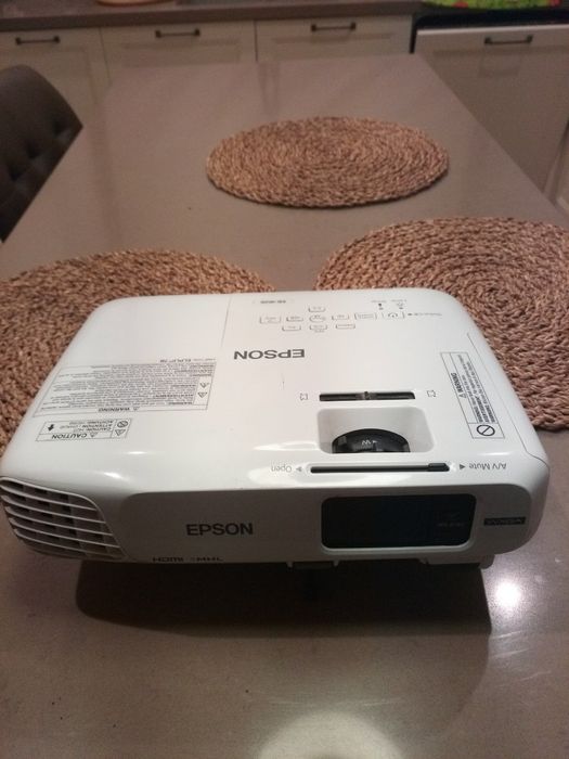 Проектор Epson EB W28 wi-fi