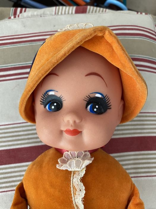 Boneca antiga anos 70