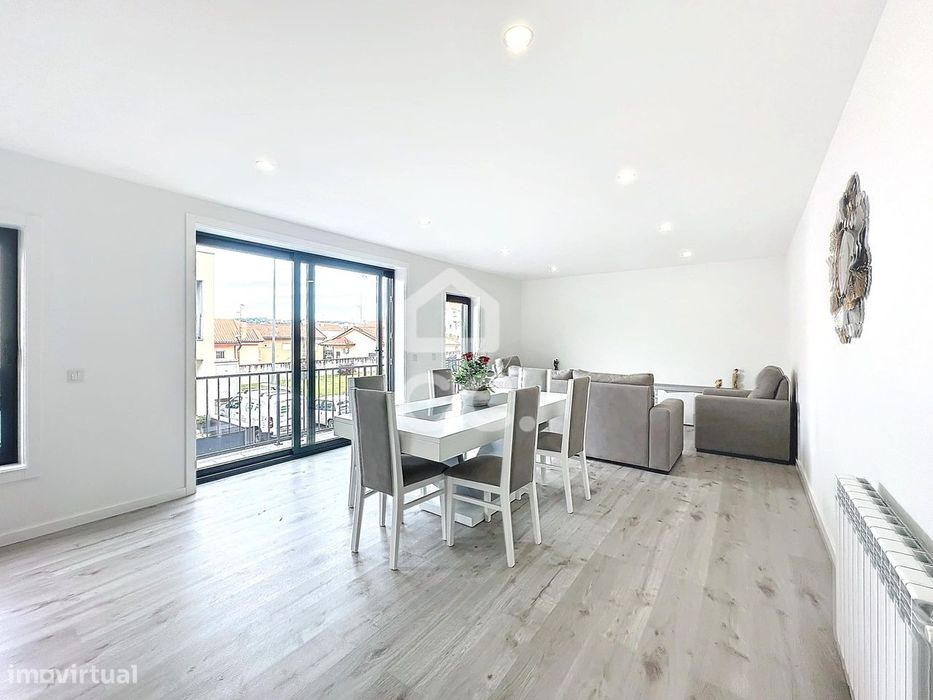 Apartamento T2 em fase de construção