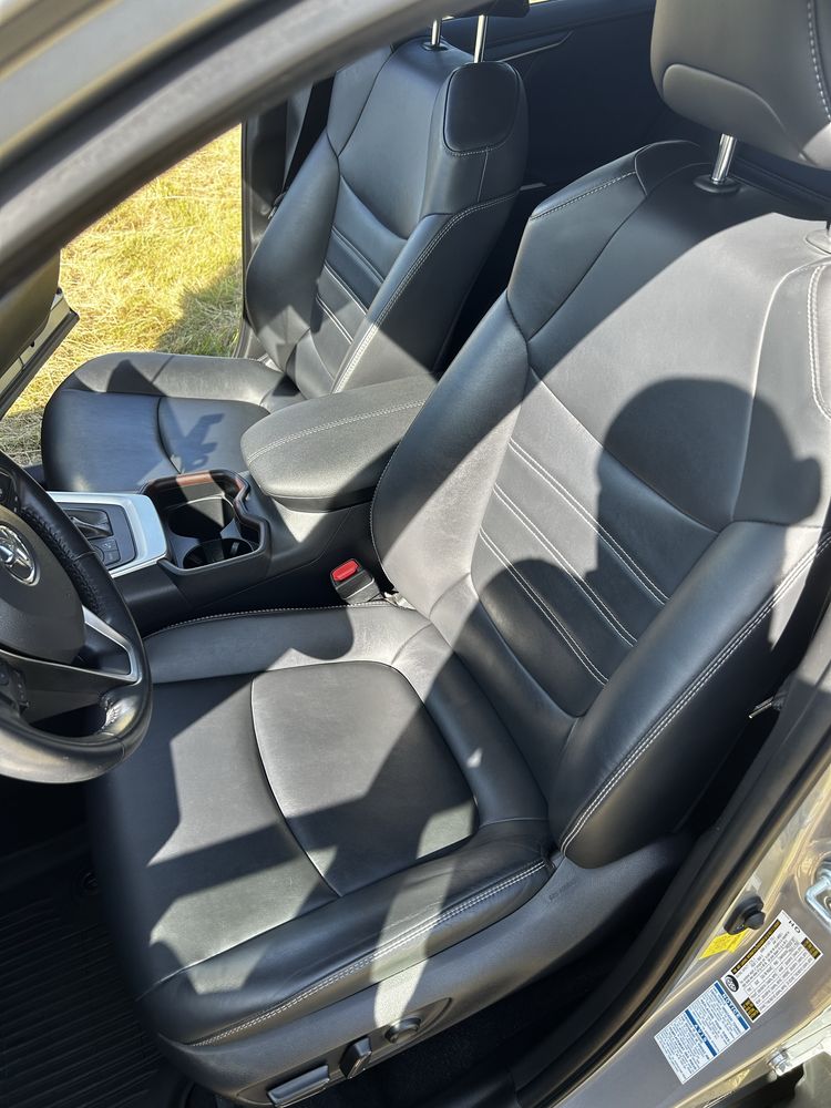 Toyota RAV4 Limited