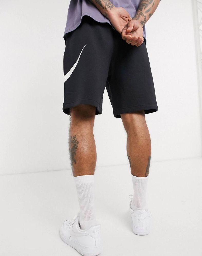 Шорты Nike Swoosh