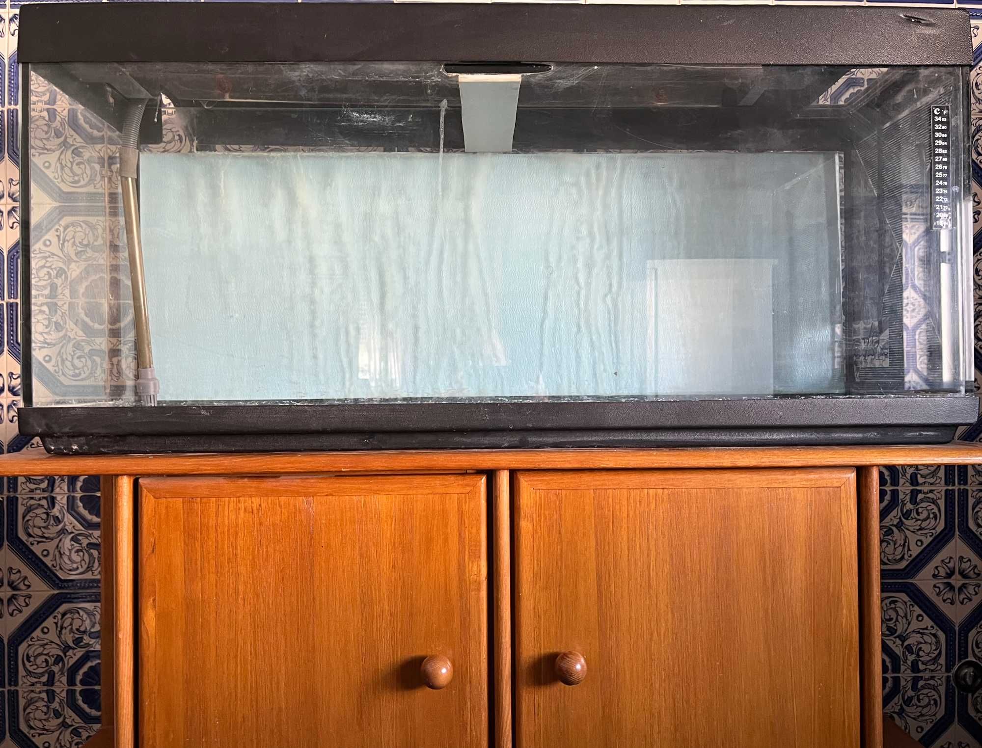 Aquario 1m com movel de madeira