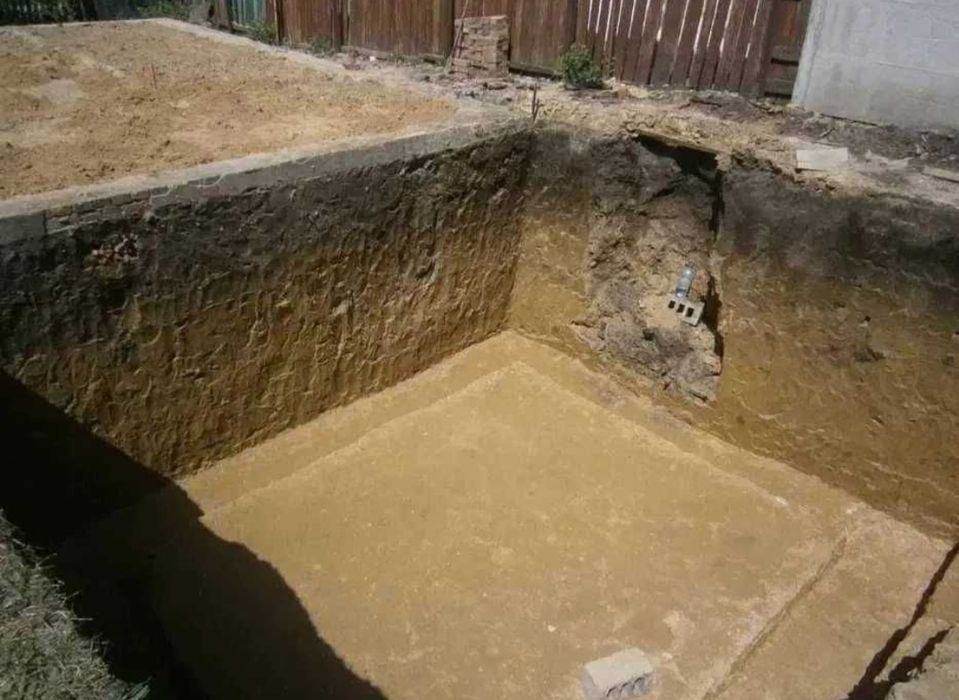 Чистка Труб  Канализации труба забилась! Не сливает унитаз труба Копка