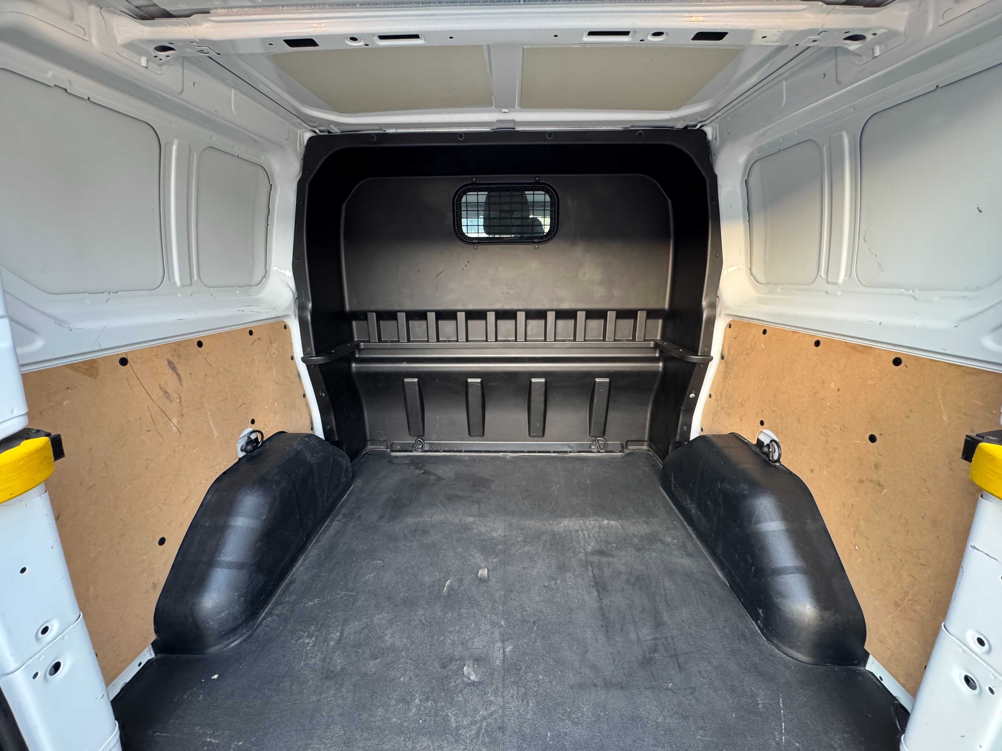 Ford Transit Custom 6 Lugares - 2019