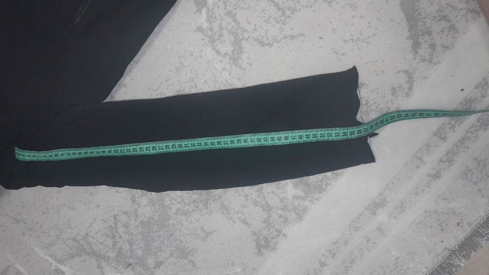 Продам куртку зимову