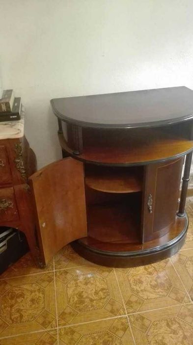 Armário semicircular