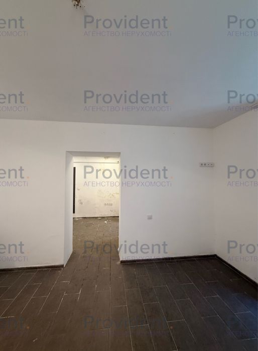 Продаж приміщення у центрі Ужгороду