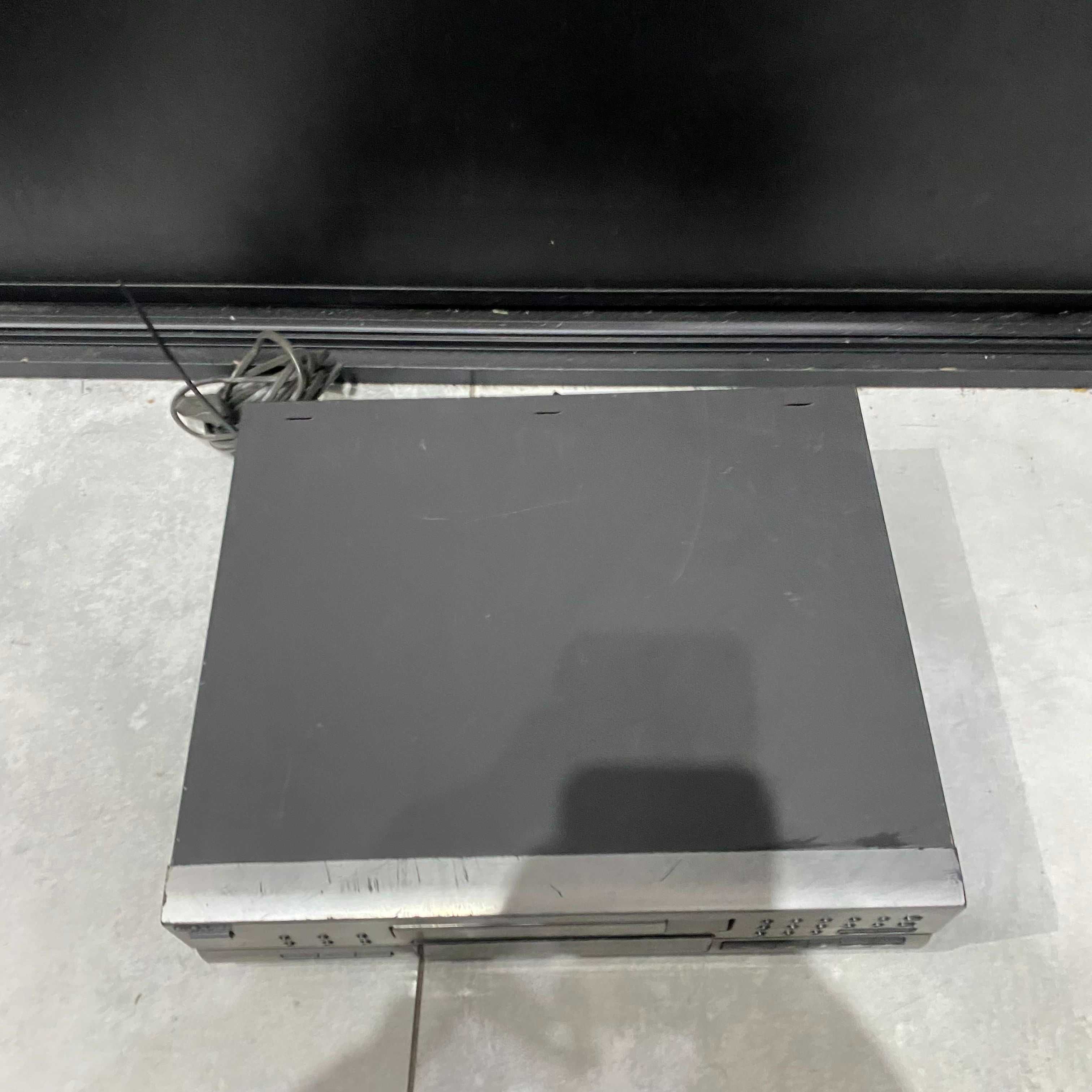 Odtwarzacz CD Sony CDP-M43 – klasyczny model z lat 90