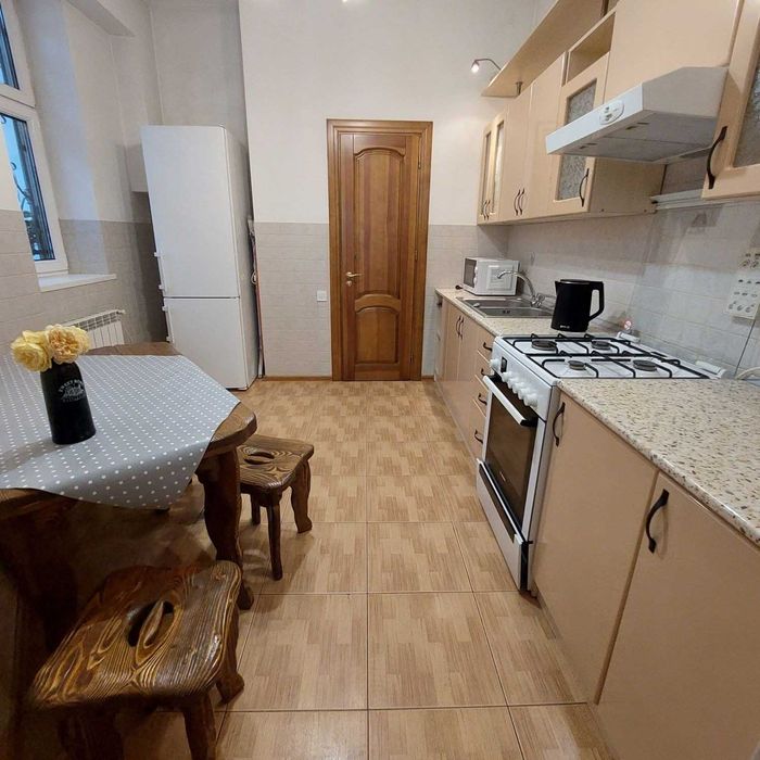 Оренда 1-к квартири в Центрі Львова на вул. Медова