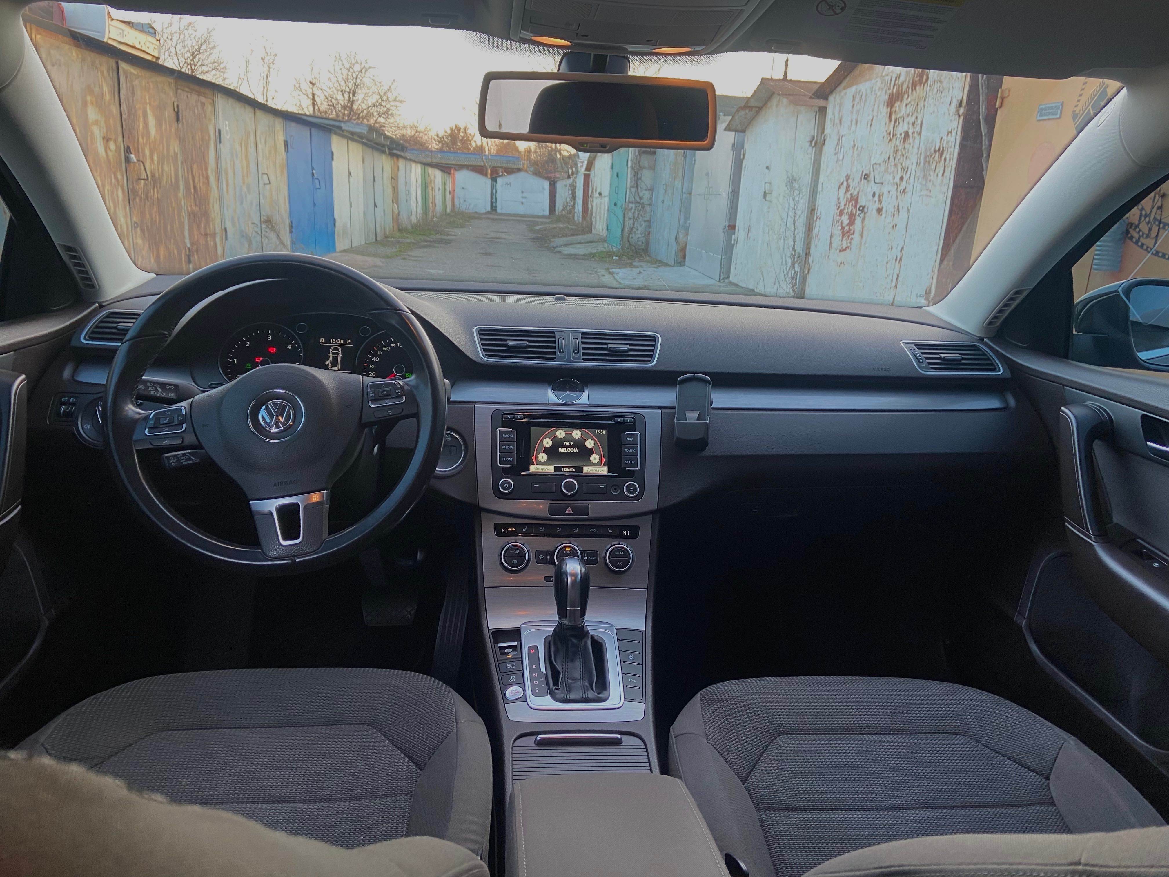 Фольцваген Пассат Б7 2013 2.0 TDI Volkswagen Passat B7