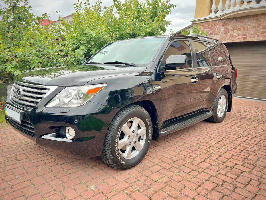 Продам Lexus LX570