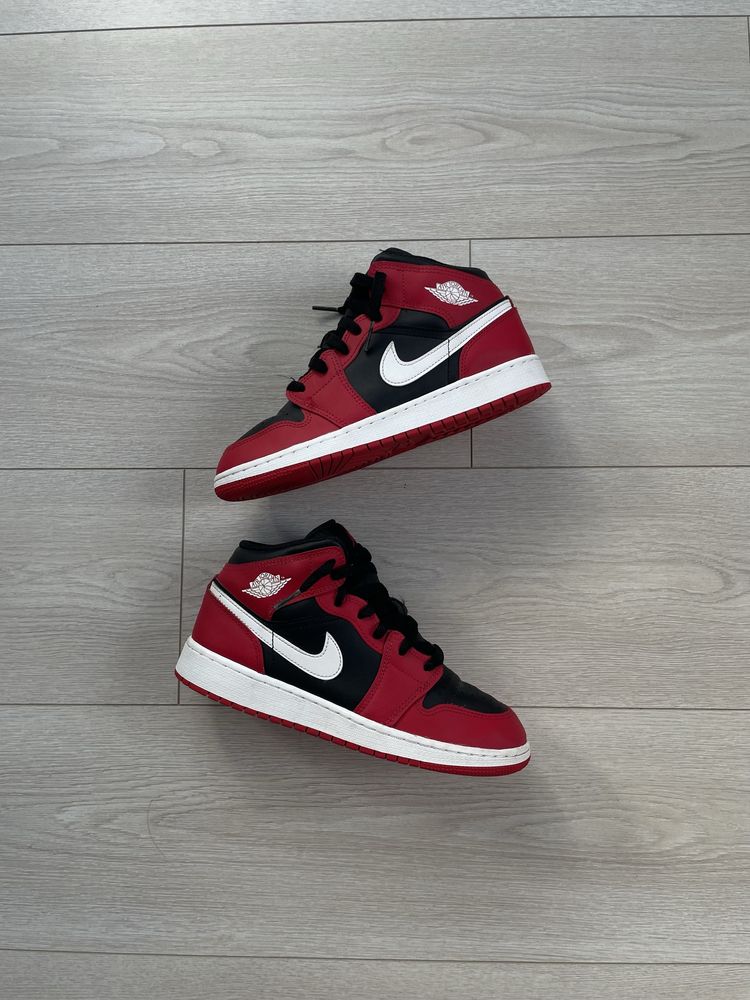 Оригінальні чоловічі жіночі кросівки кеди Nike Air Jordan Mid Dunk 39р