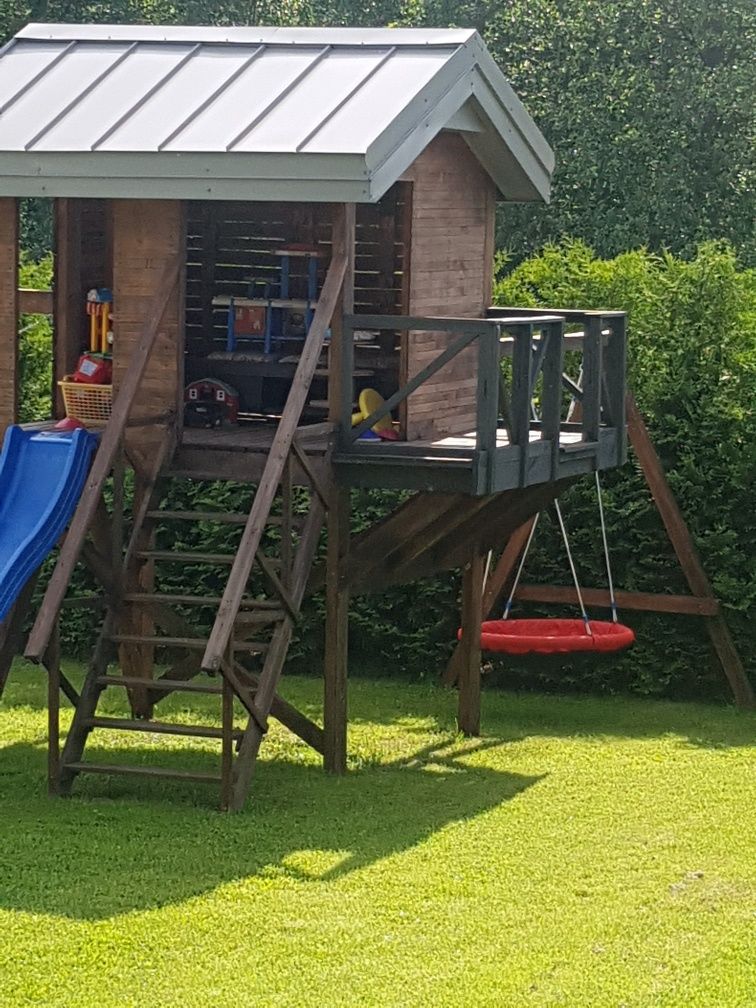 Sprzedam plac zabaw