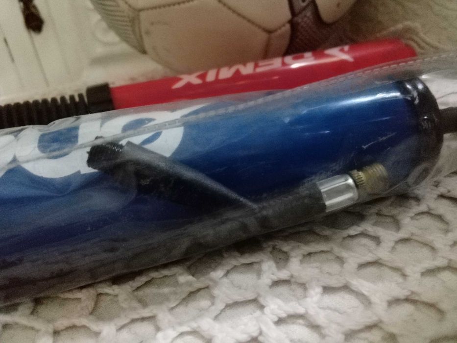 GRATIS piłka nożna do gry pompki do pompowania piłki