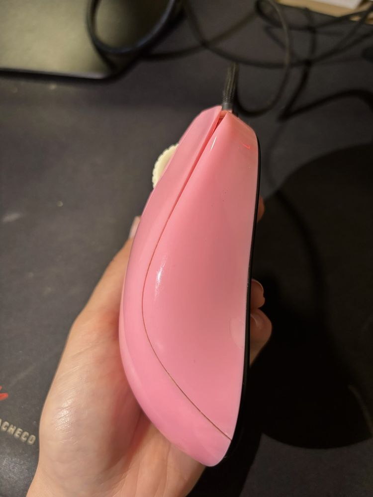 Rato Zowie S1 Divina Pink com Paracord, Hyperglides e Bungee