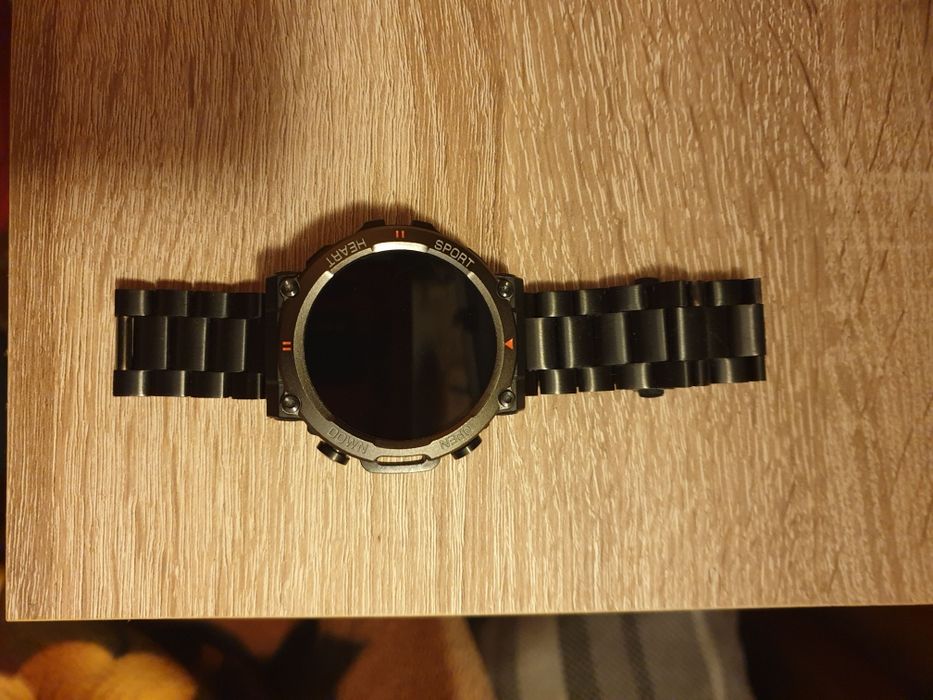 Magnifico SSmartwatch marca Senbono Estilo Militar