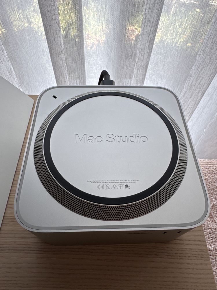 Mac Studio Garantia M1 Max 1T disco 32gb ram 2022