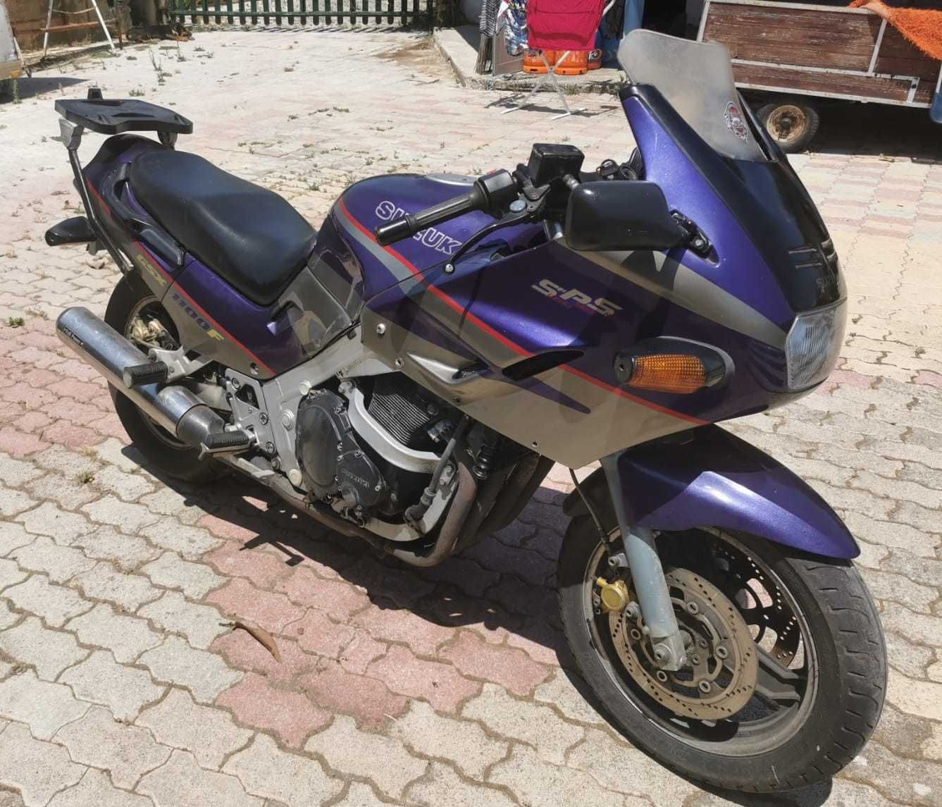 Suzuki GSX F 1100