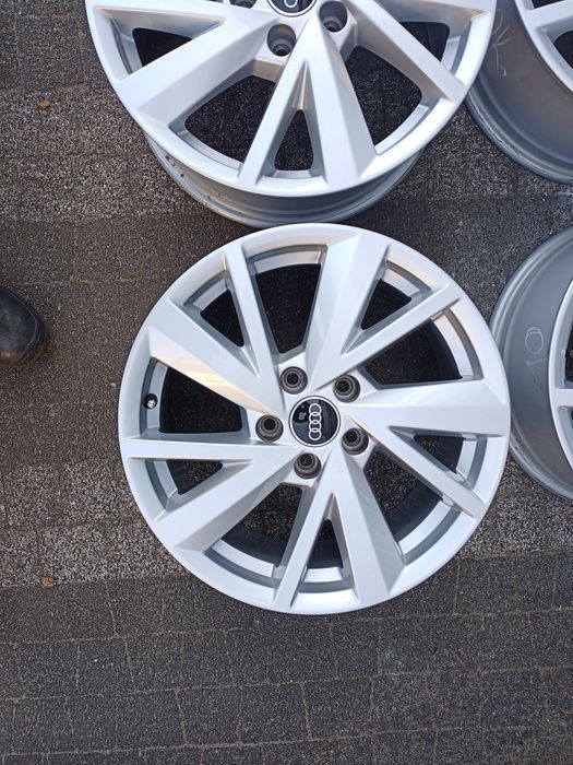 17" Audi Q2 81A A3 VV T-ROC PASSAT Golf V VI Caddy Touran Eos Skoda