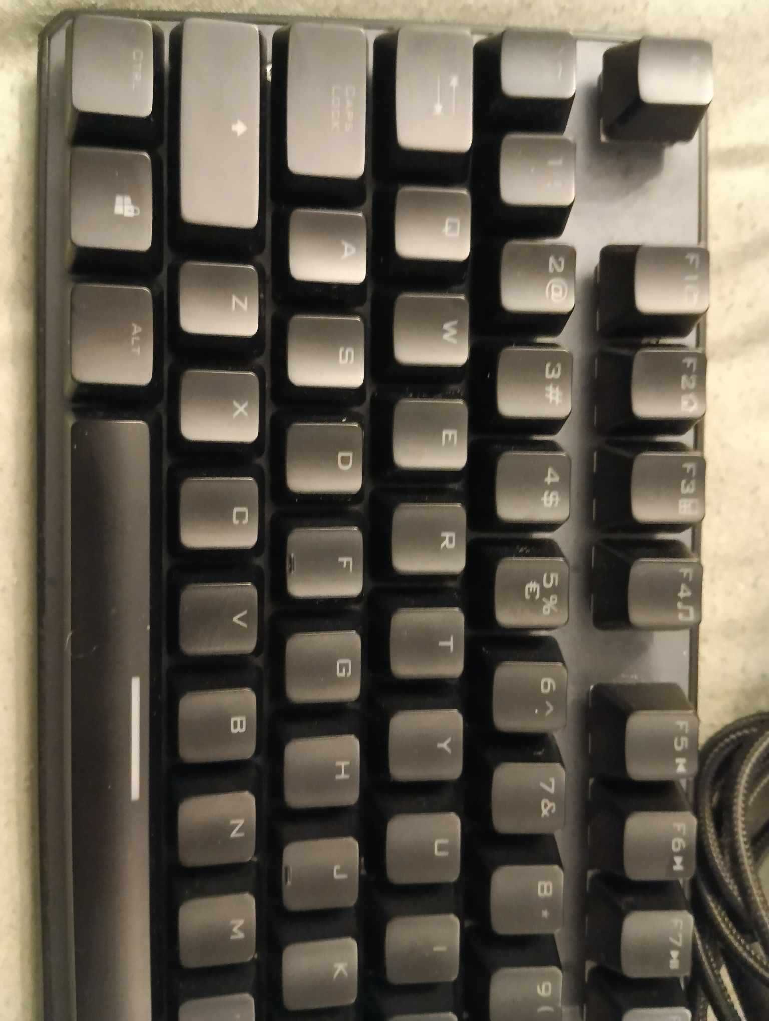 klawiatura GXT 865 asta gamingowa podświetkalna