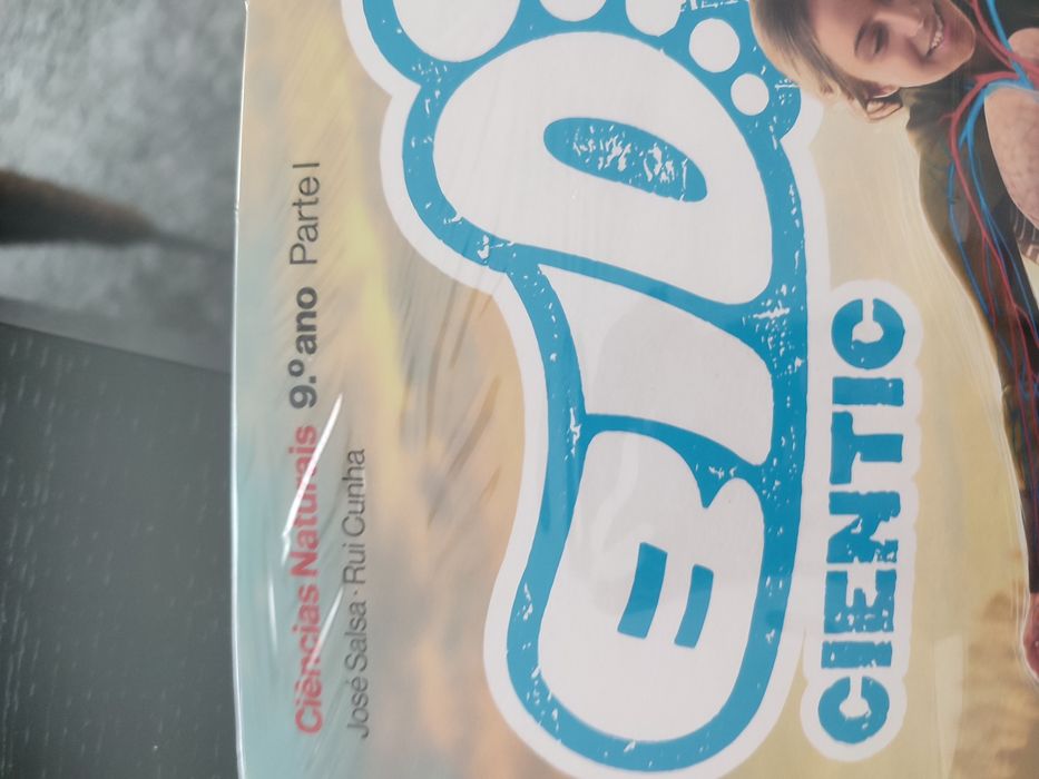 Livro escolar 9 Ano Bio Cientic NOVO
