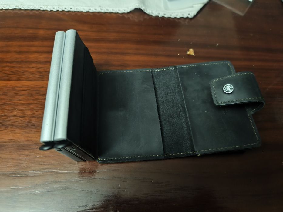 Carteiras porta cartões individual e dupla