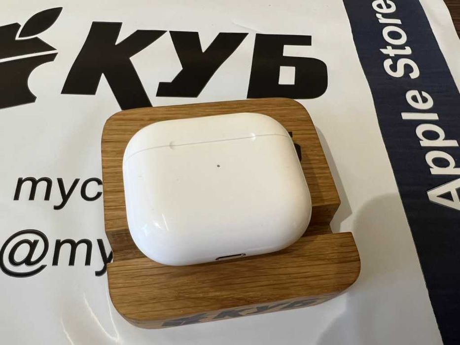 Навушники Apple AirPods 3 MME73