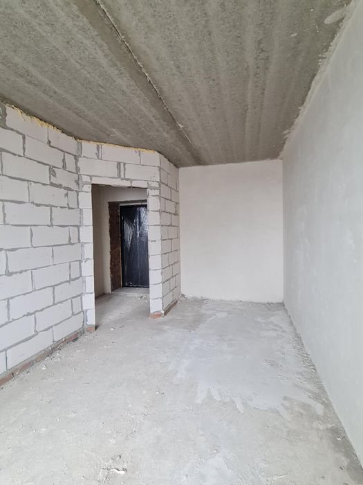 1к. квартира в новому зданому будинку. Виставка!