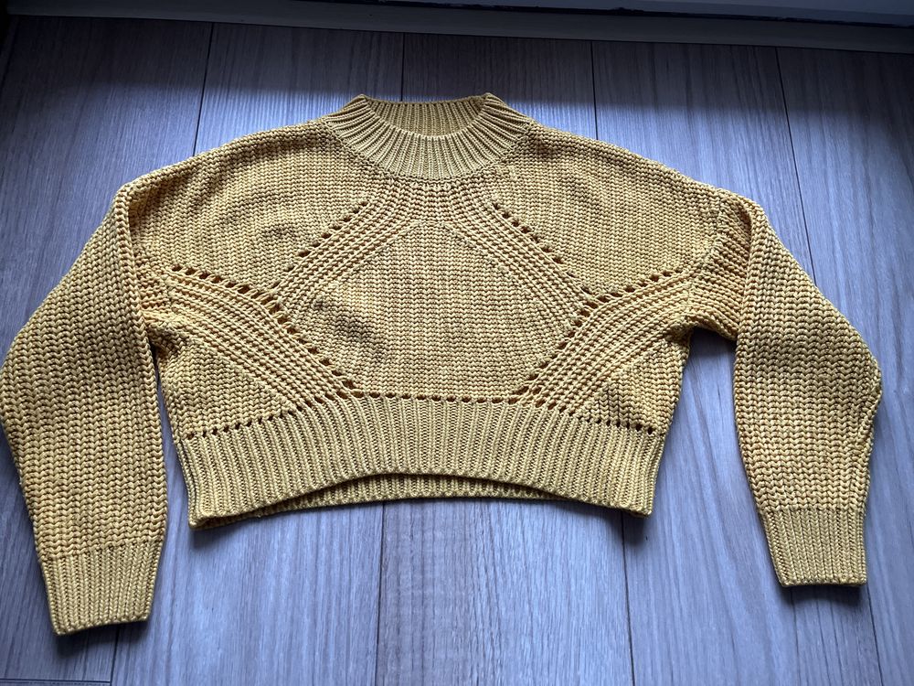 Krótki żółty sweterek dziewczęcy 140-146