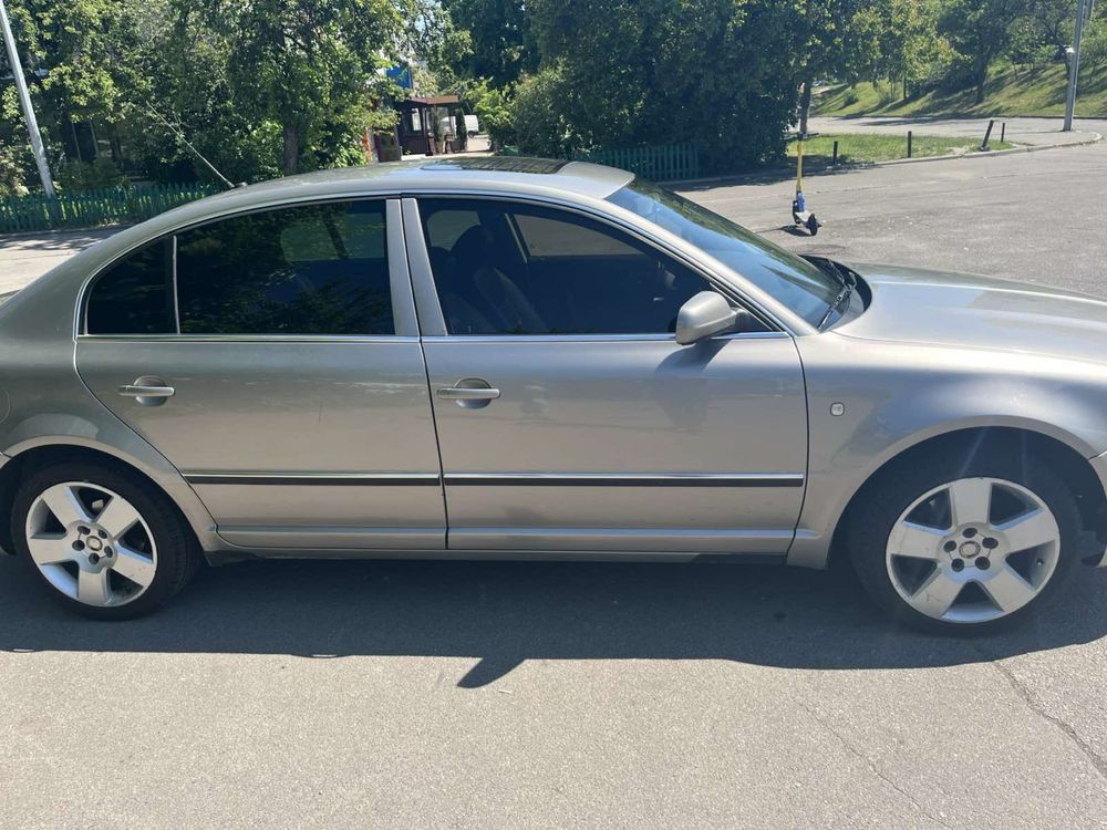 Продам Skoda Superb 2.5td