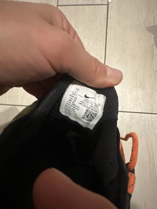 Продам кросівки nike
