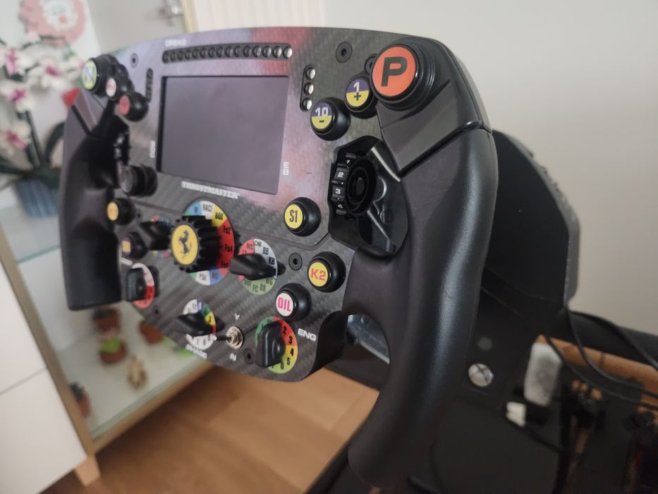 Thrustmaster sf1000 ferrari kierownica