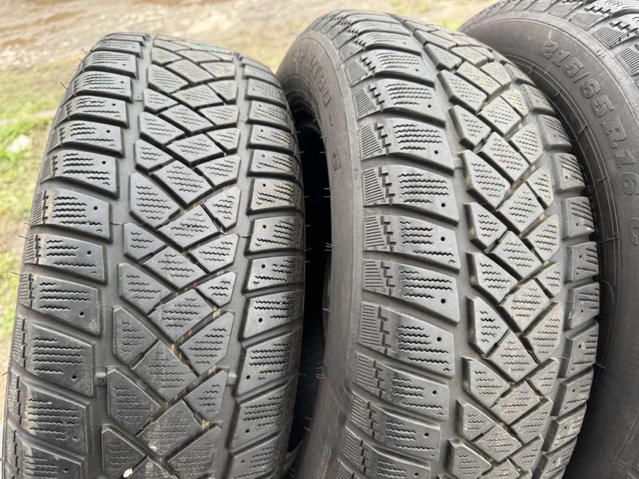 Зимові шини Dunlop 215/65 R16C
