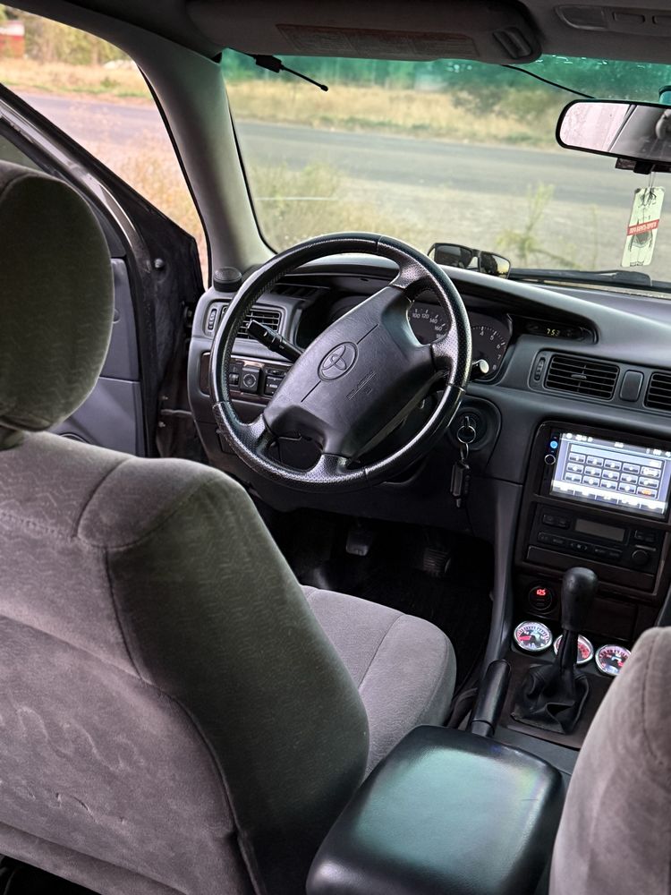 СРОЧНО Toyota Camry 20 2.2 газ/бензин