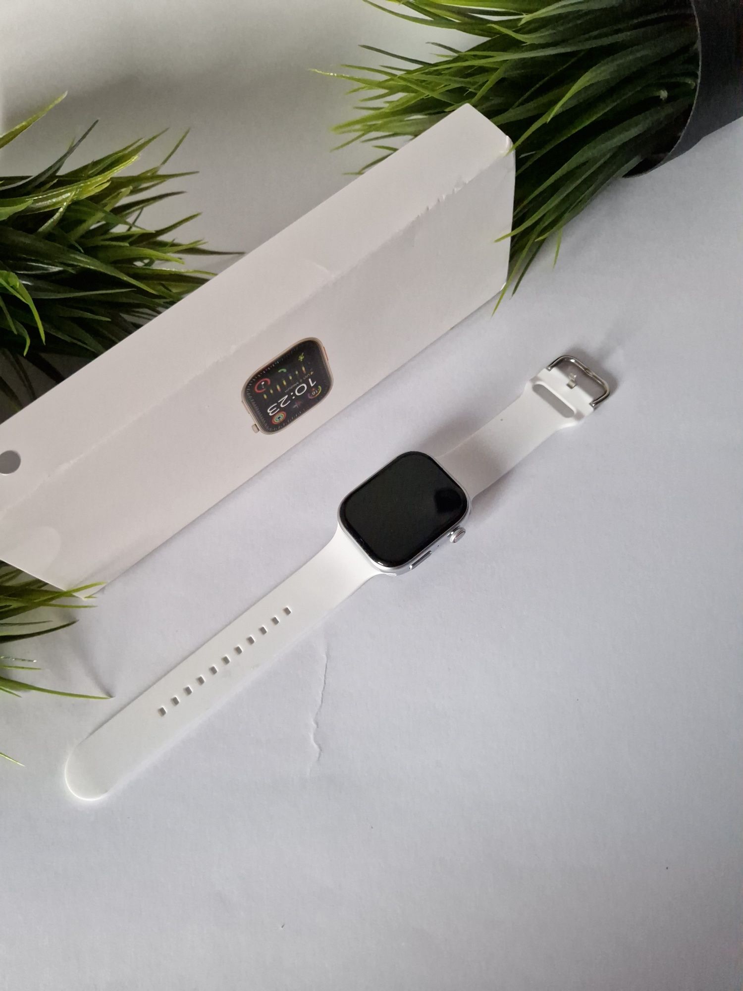 Smartwatch 9, komplet nowy