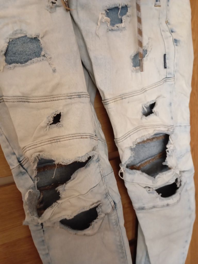 Spodnie jeansowe  Cropp