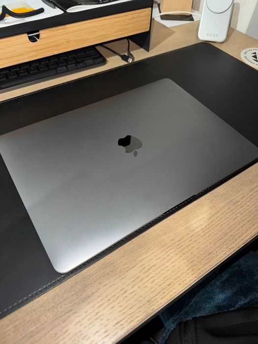 Macbook Air M1 2020 / 16 GB RAM / 256 GB SSD