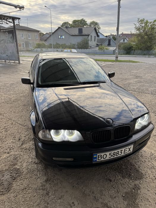 Bmw e46 320d 2001 рік