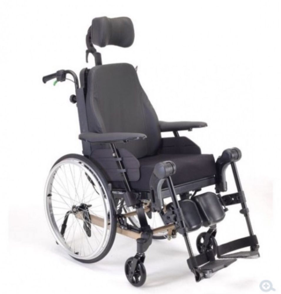 Многофункциональная инвалидная колесное кресло Invacare Rea Clematis