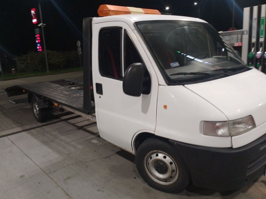Auto-laweta -wynajem - transport auto-pomoc