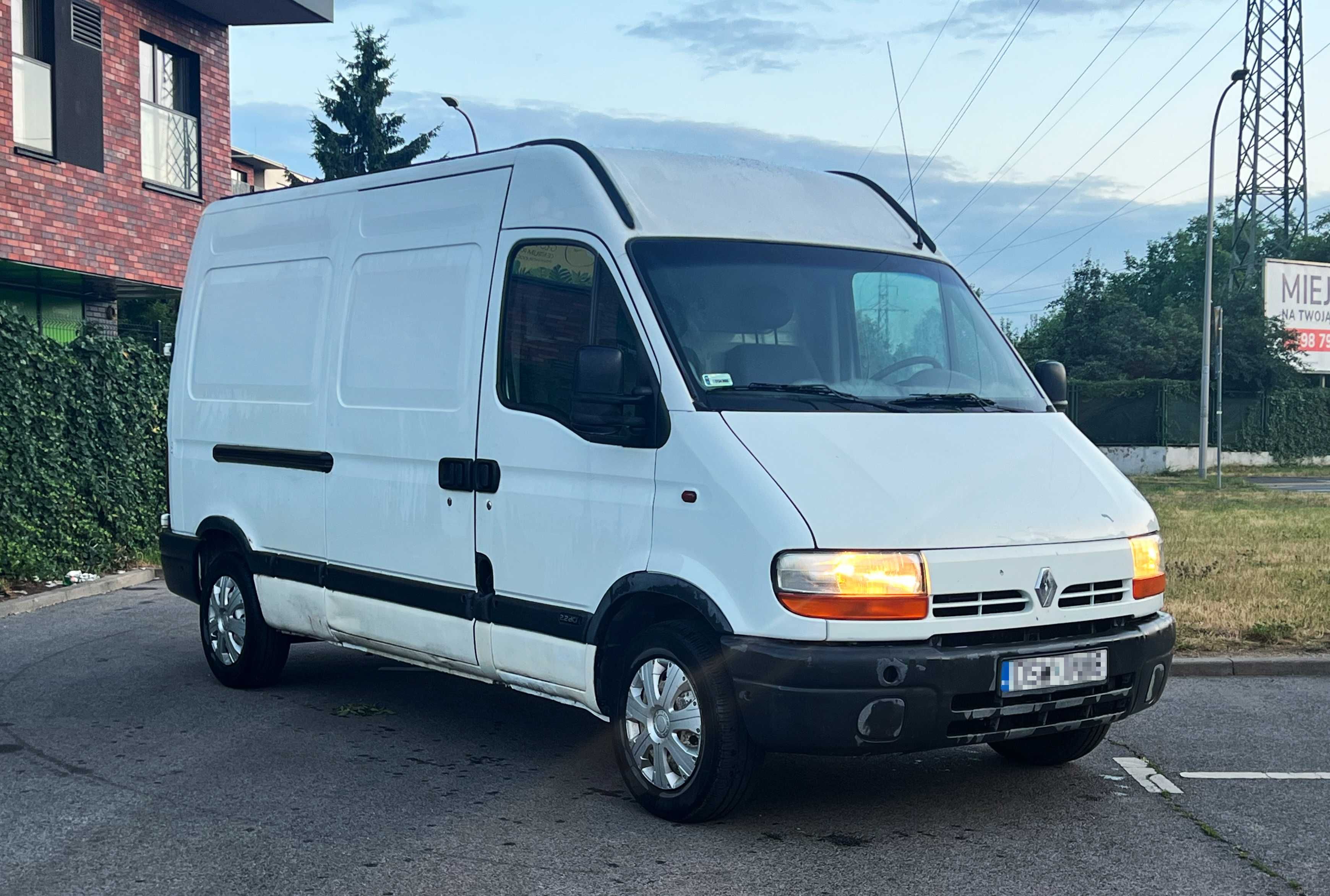 Wynajem Busa Dostawczego Crafter / Master / Ducato