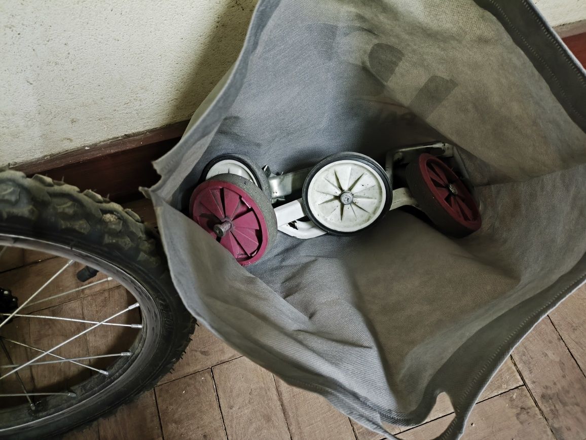 Vendo duas bicicletas de menina, roda 14