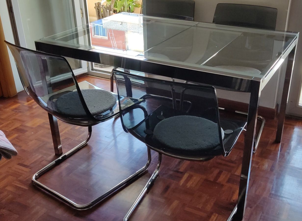 Conjunto mesa+cadeiras Ikea