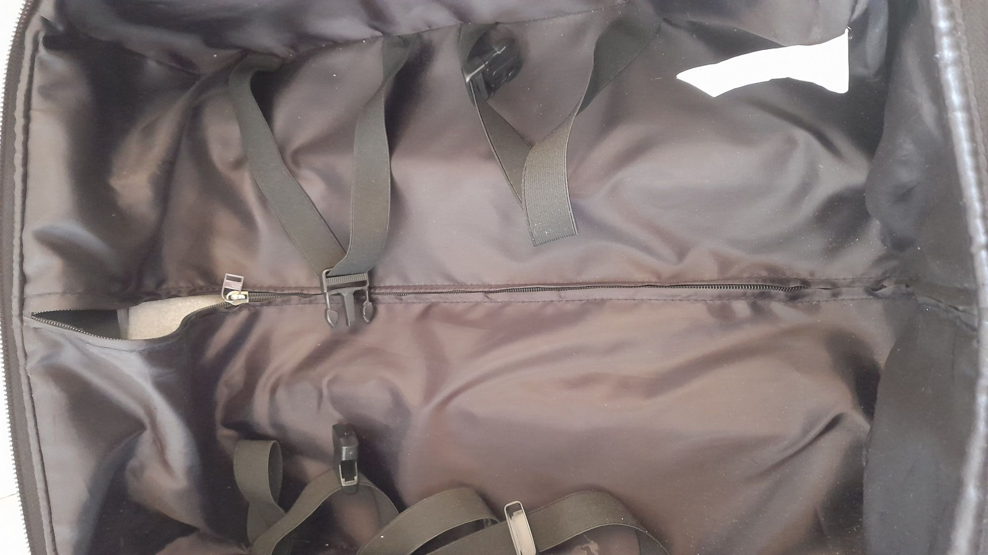 Trolley  Zara cor castanho a precisar arranjo no fecho - ÚLTIMOS DIAS