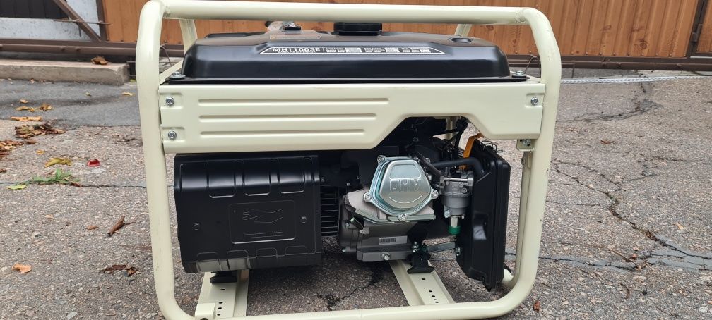 Бензиновый генератор Matari MH11003E