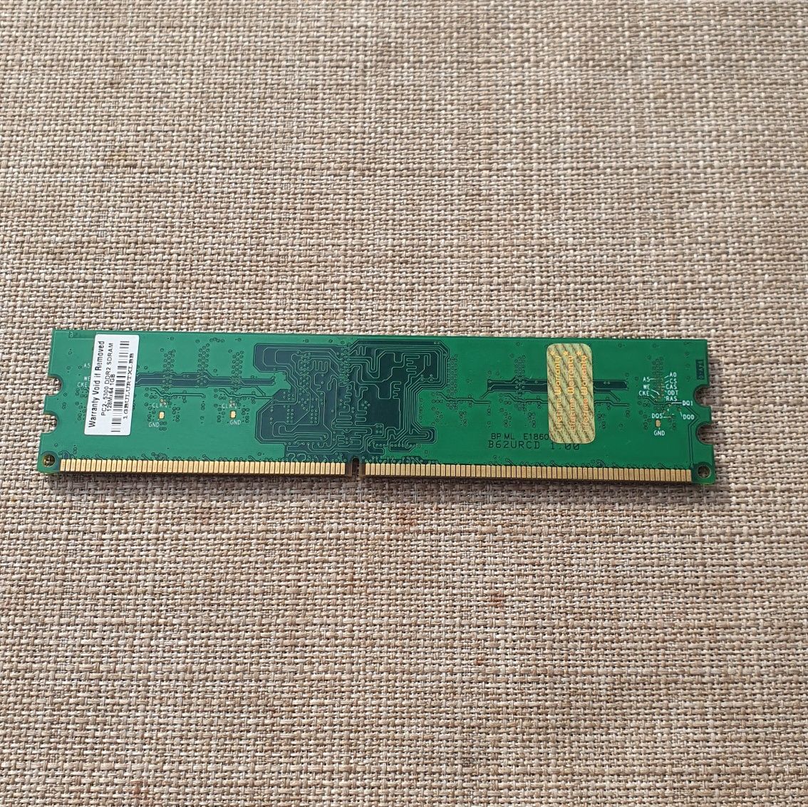 Ram | 1 GB | DDR2