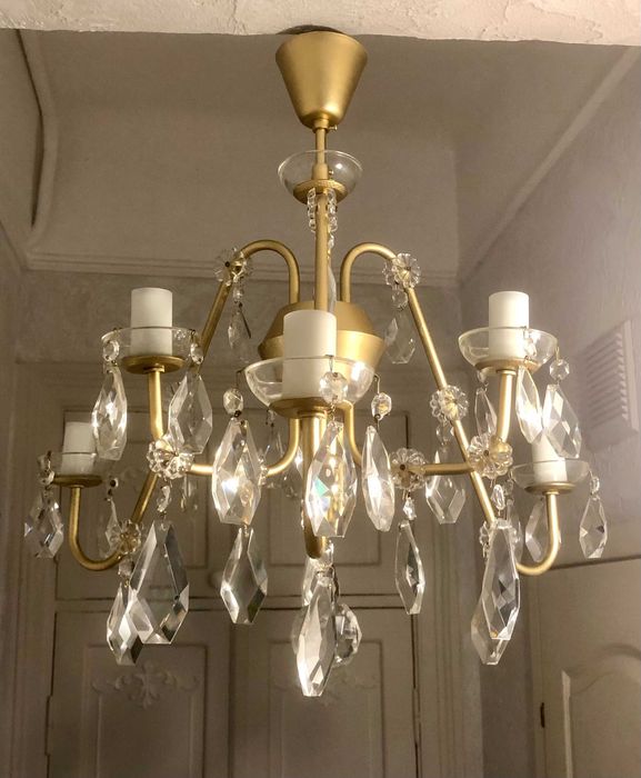 Винтажная люстра с хрустальными подвесками