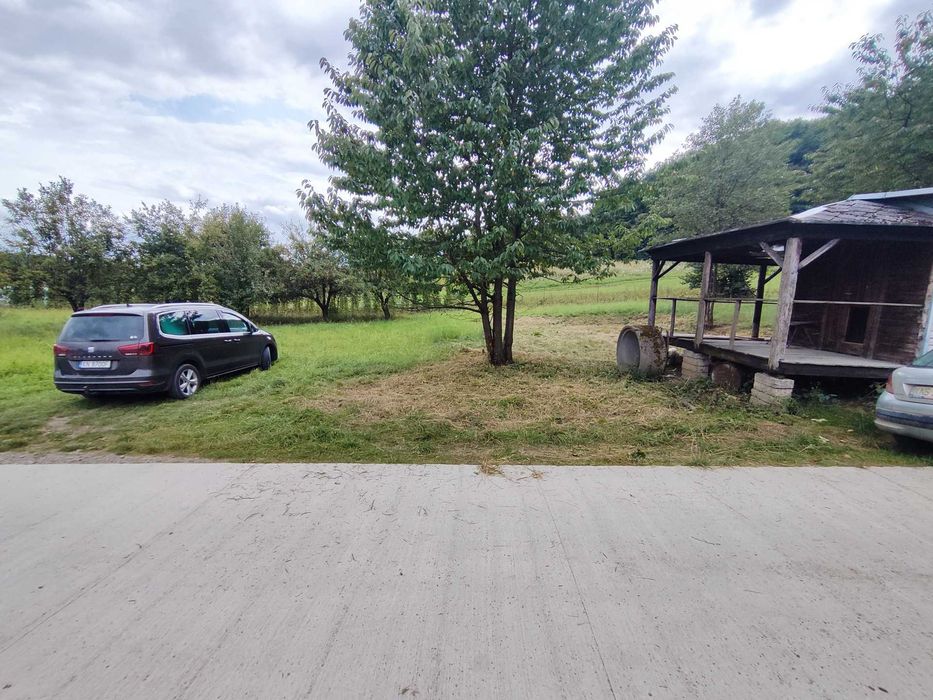 Działka Rdziostów blisko Nowego Sącza (Rzeka, Las, Sad)