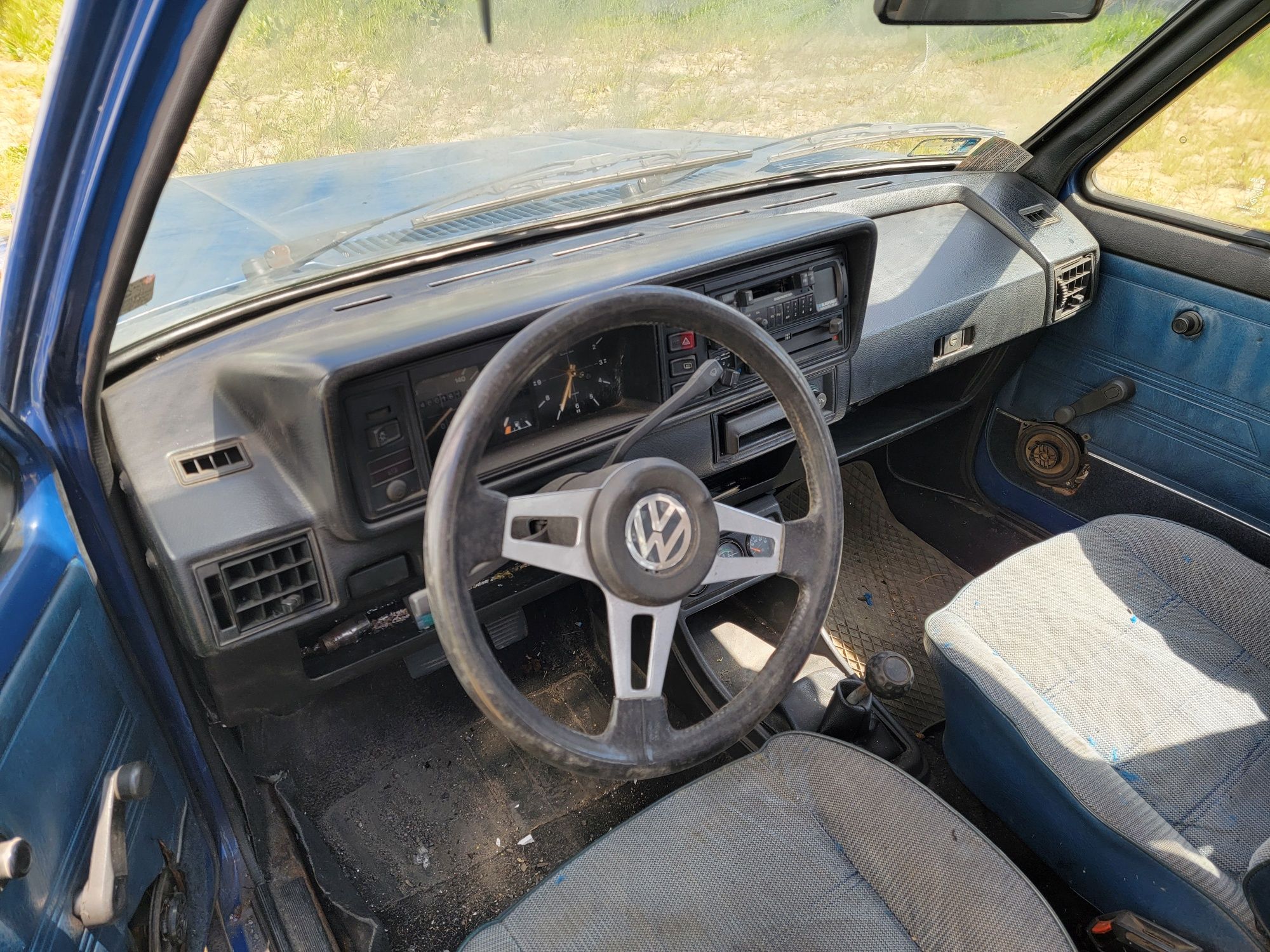 Volkswagen Golf 1 Mk1 GTI szyberdach dodatki klasyk
